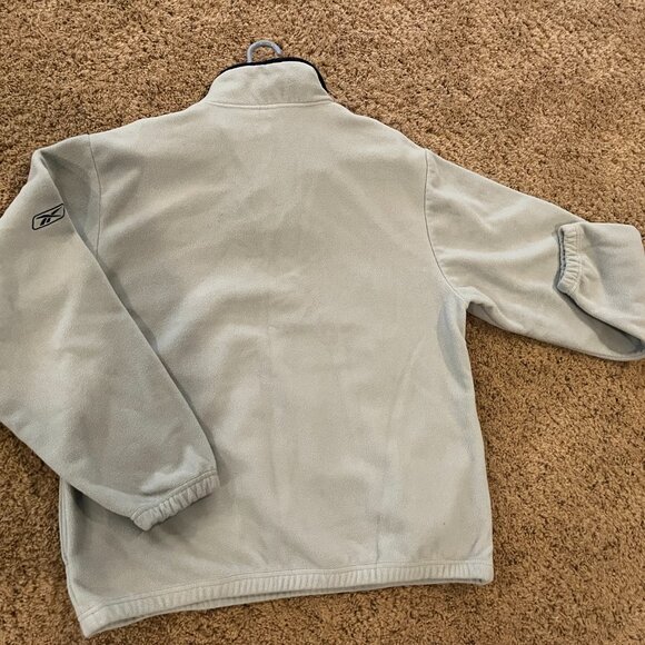 New England Patriots NFL Sweater Size Large! - Picture 9 of 9